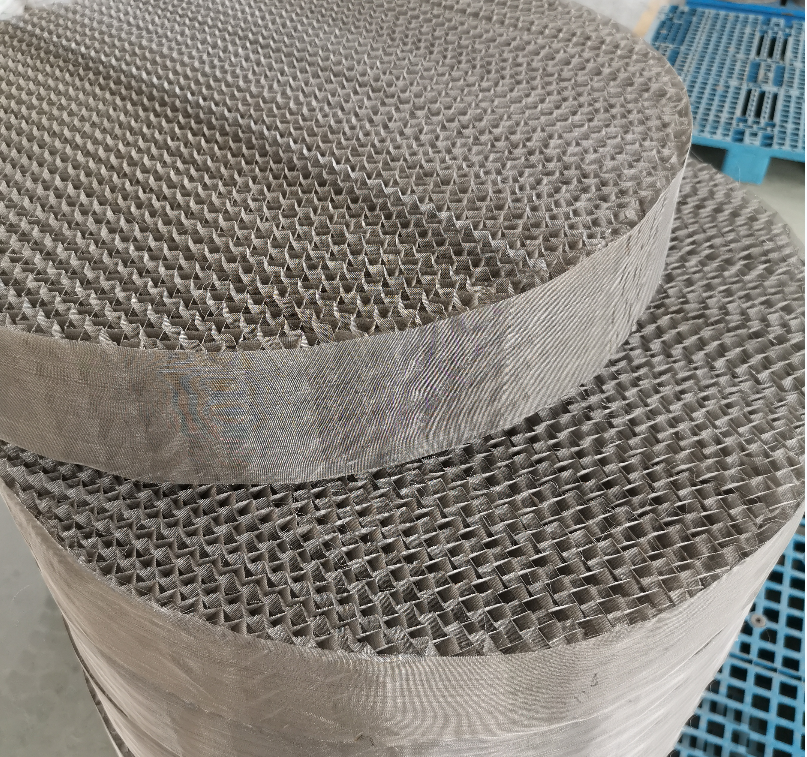 What Are the Installation Precautions for Structured Packing in a Tower with Cor